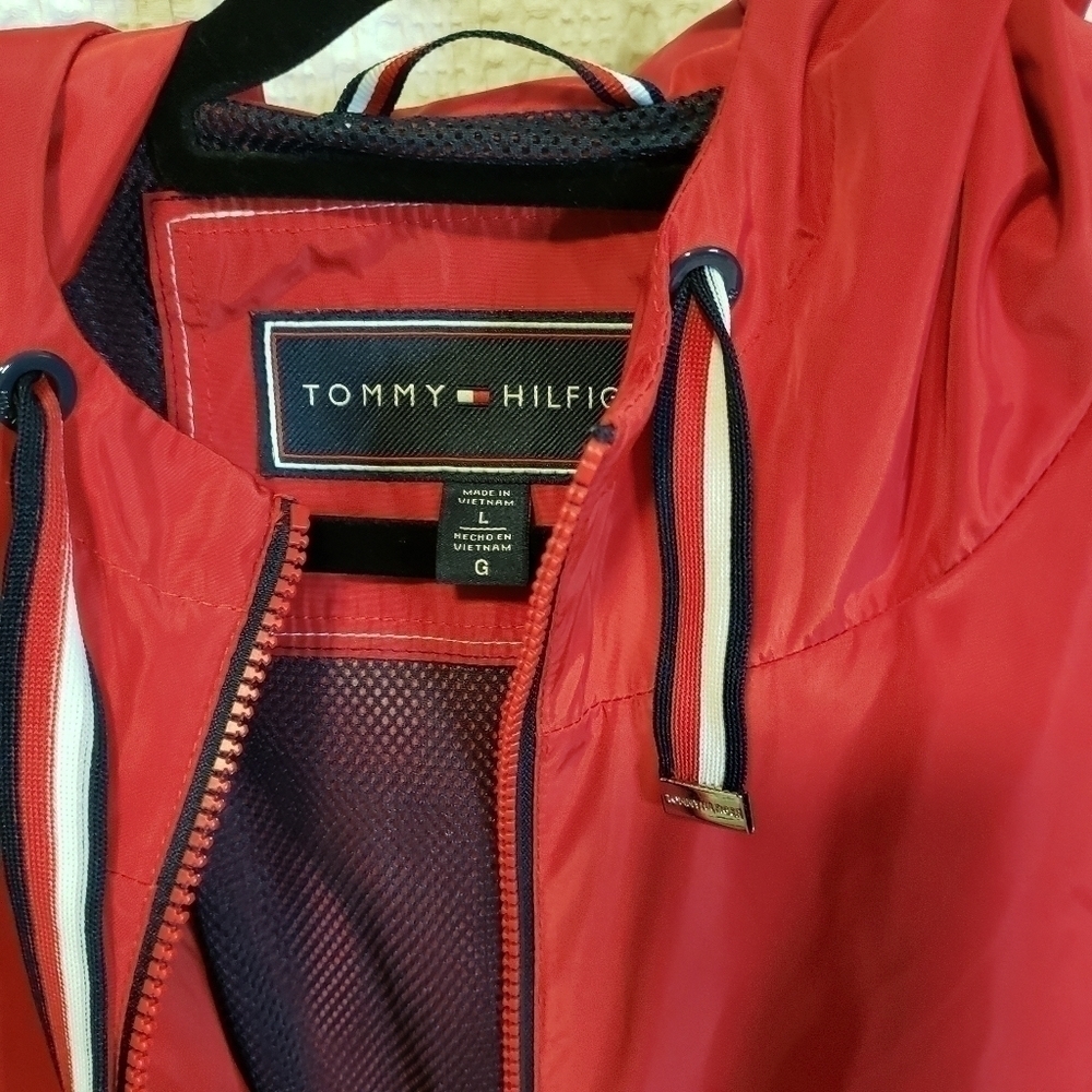 Tommy Hilfiger jacket size large lightweight hoodie - Picture 2 of 5